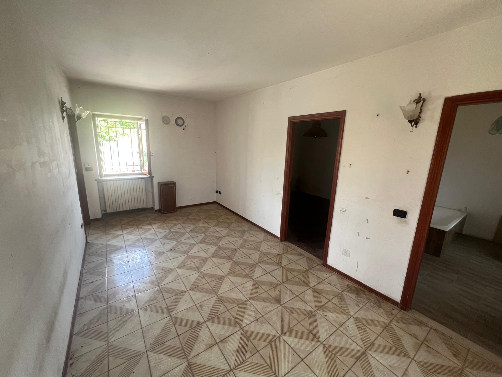 Casa indipendente con giardino in via roma 1, Formigliana