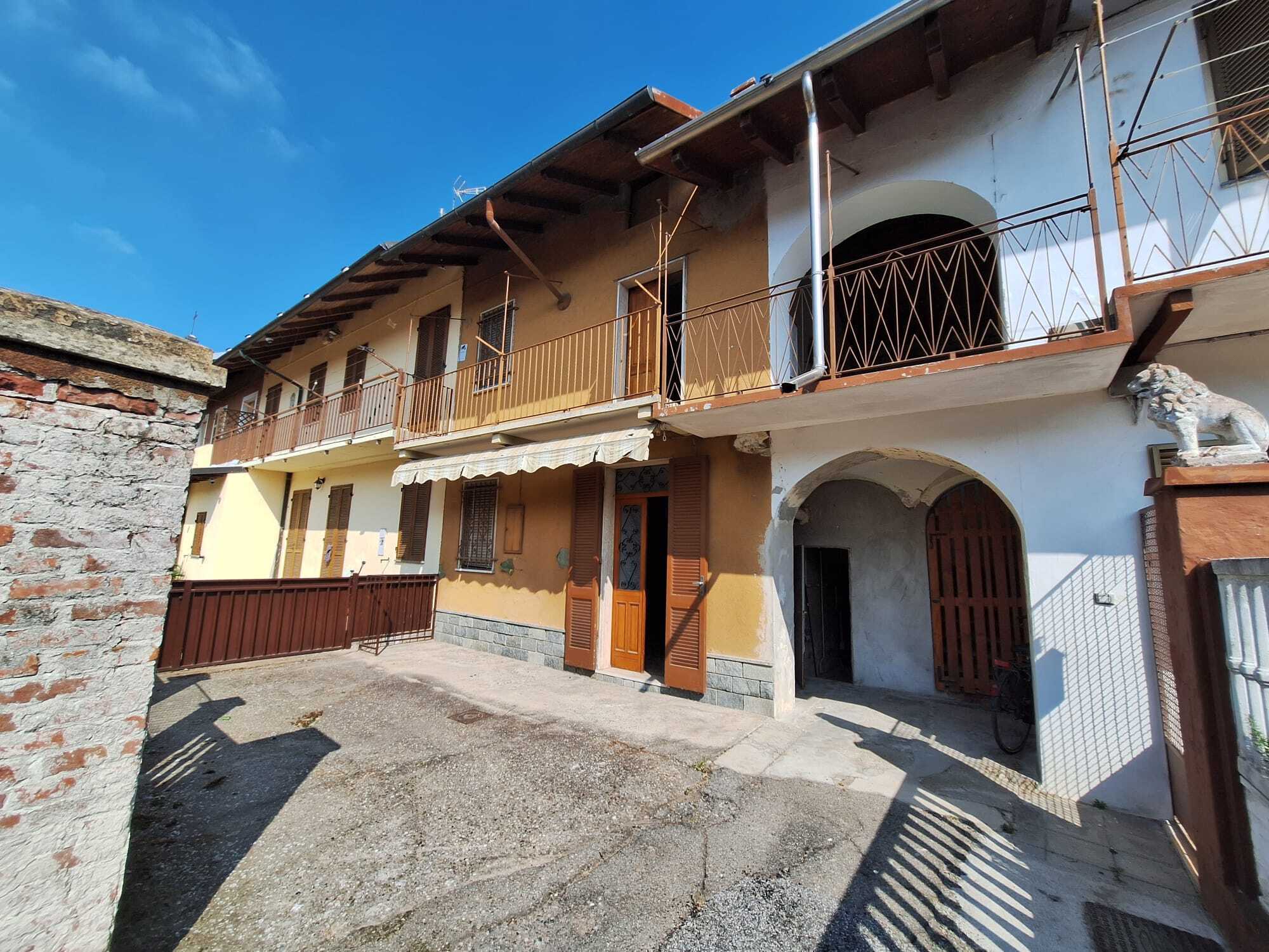 Casa indipendente da ristrutturare in via vittorio veneto 5, Prarolo