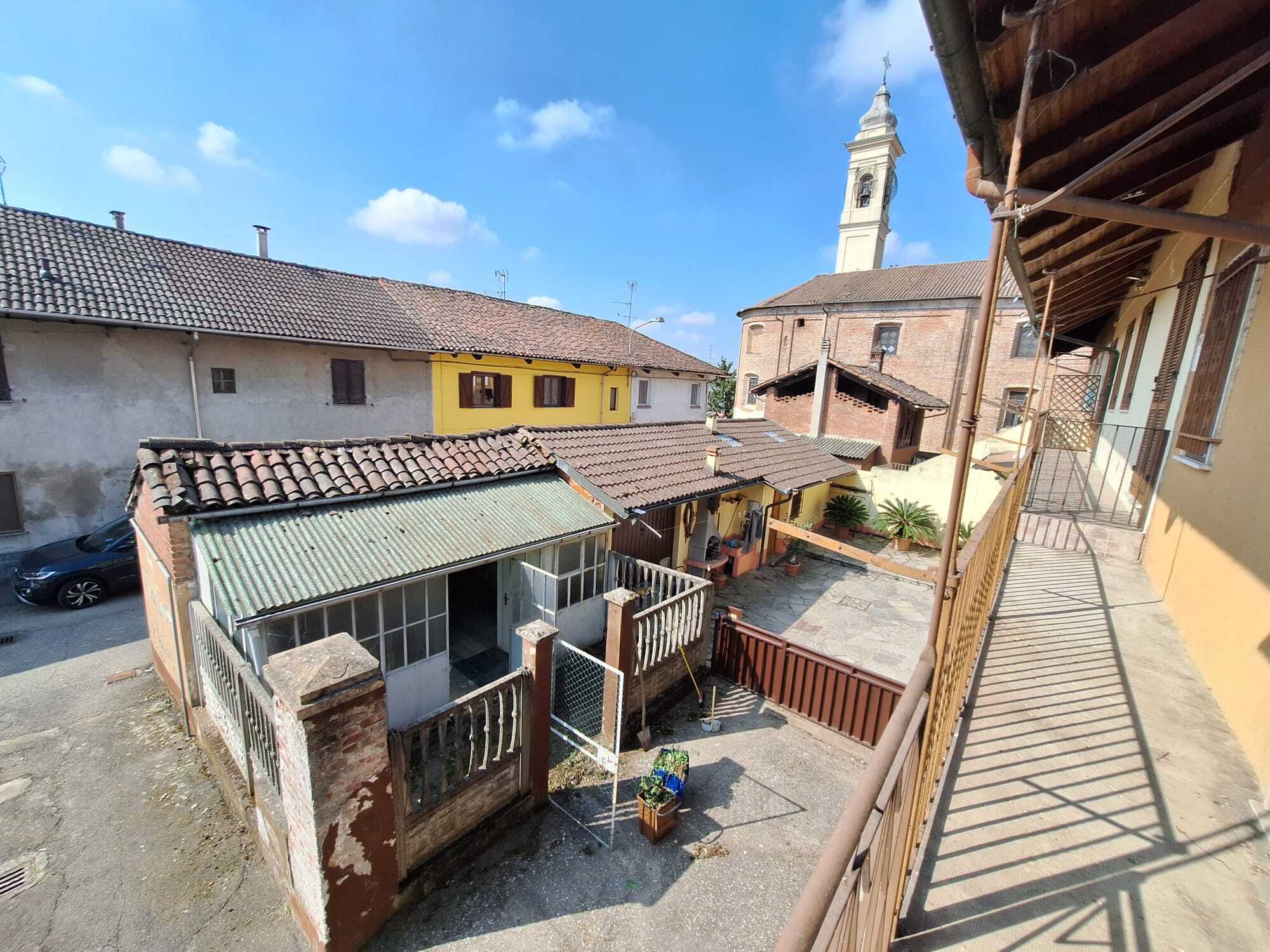 Casa indipendente da ristrutturare in via vittorio veneto 5, Prarolo