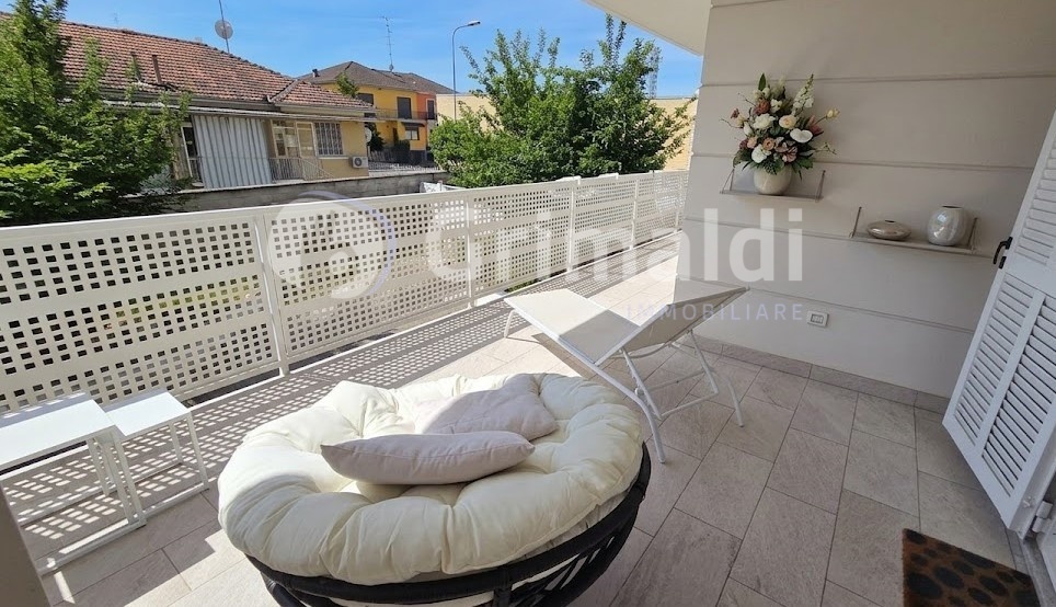 Quadrilocale con giardino in via monte piana 25, Vercelli