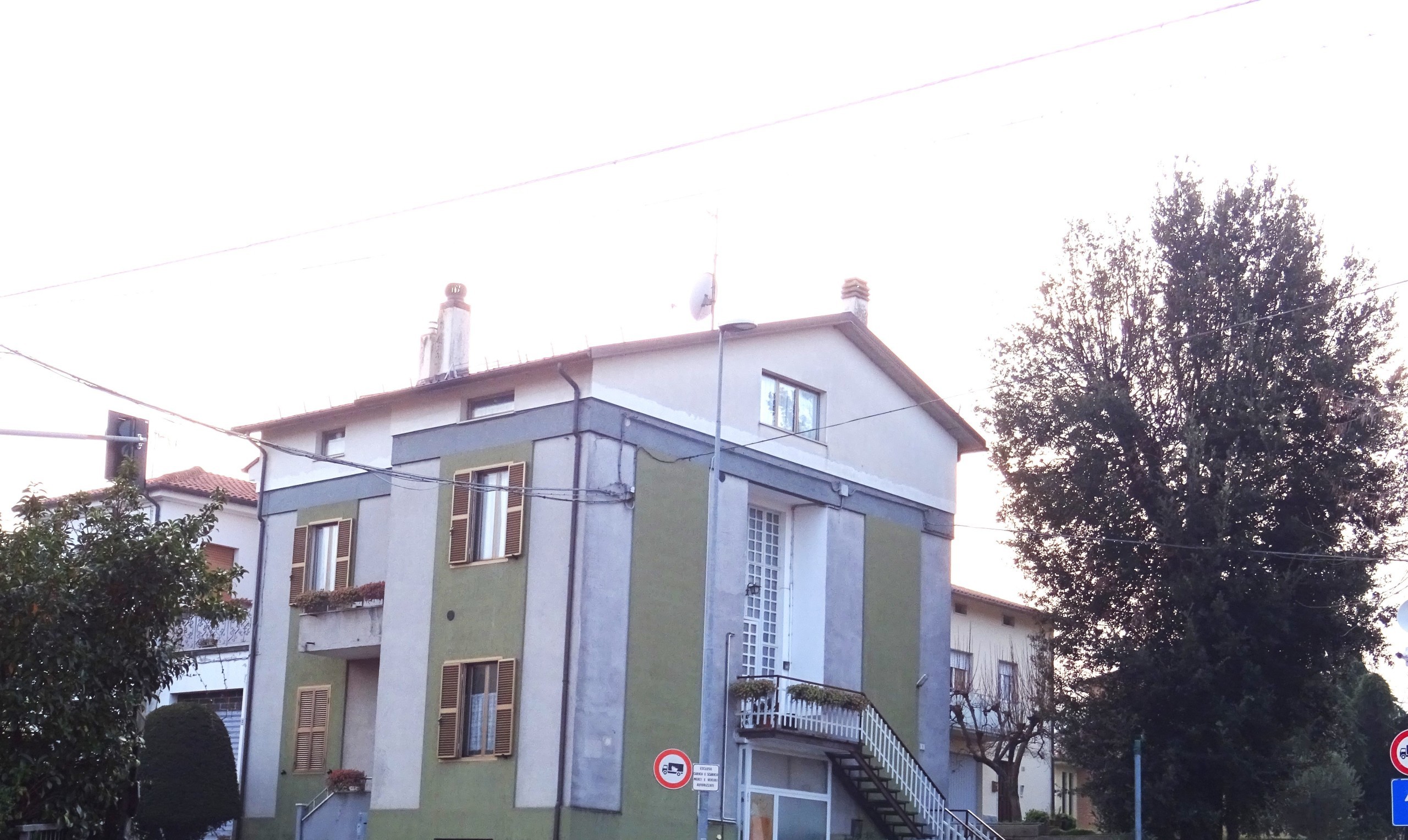 Villetta a schiera in vendita, Serra de' Conti osteria