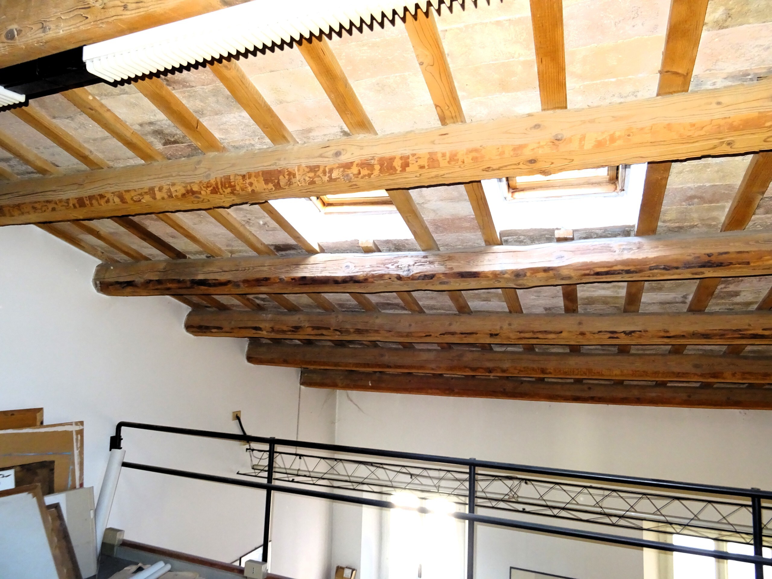 Ufficio con terrazzo a Corinaldo