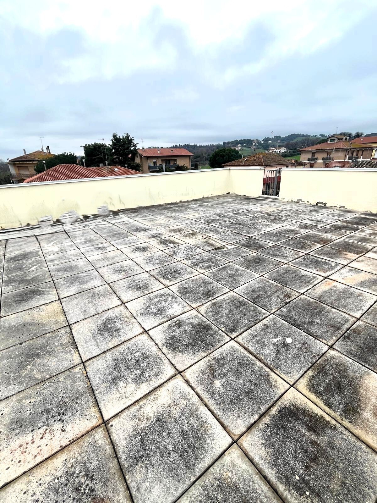 Quadrilocale con giardino a Senigallia