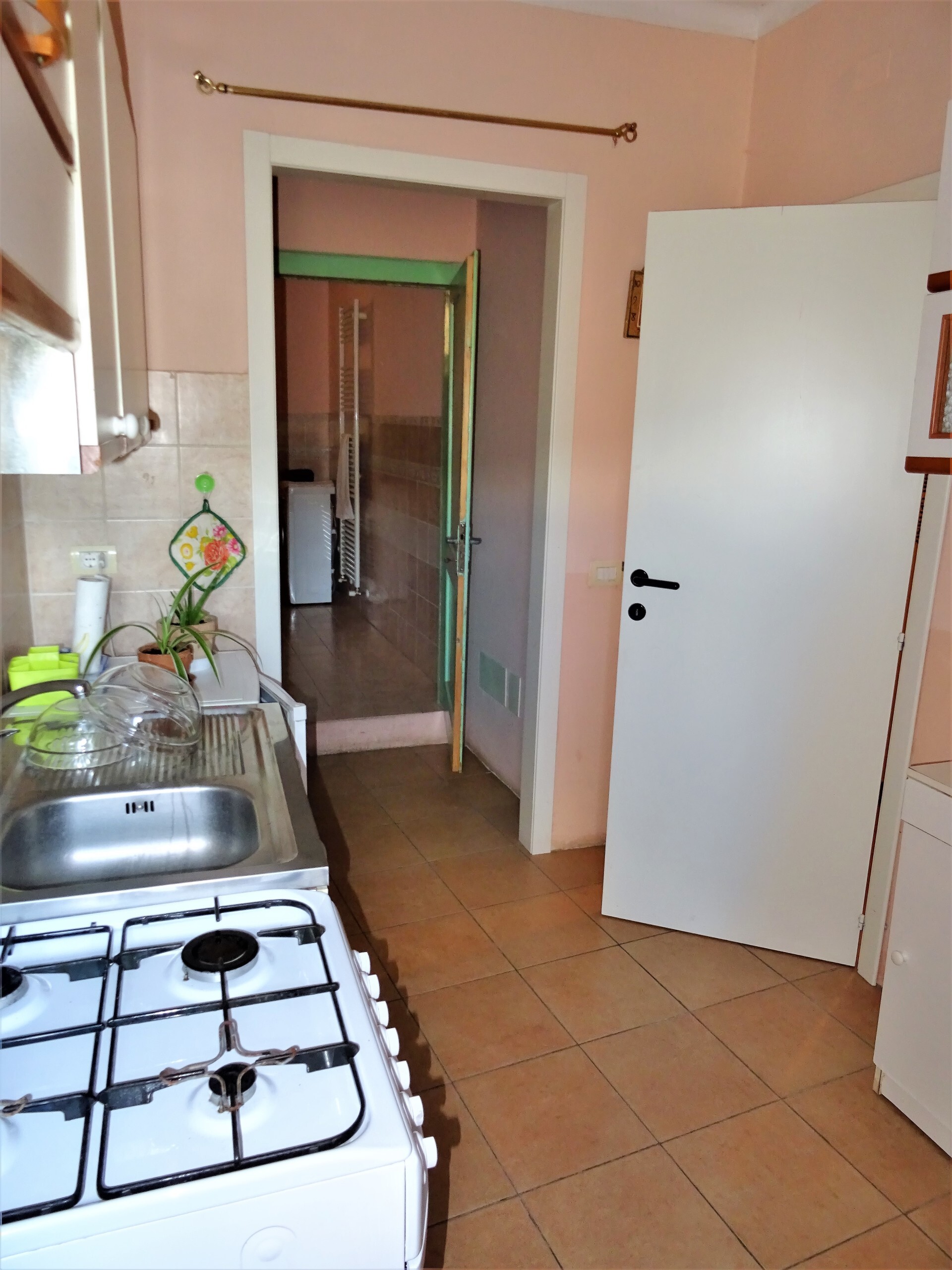 Trilocale con giardino a Arcevia