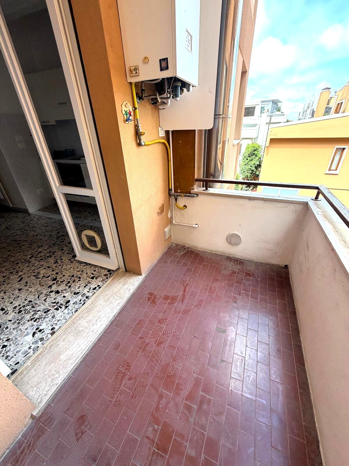 Quadrilocale con box, Senigallia centro