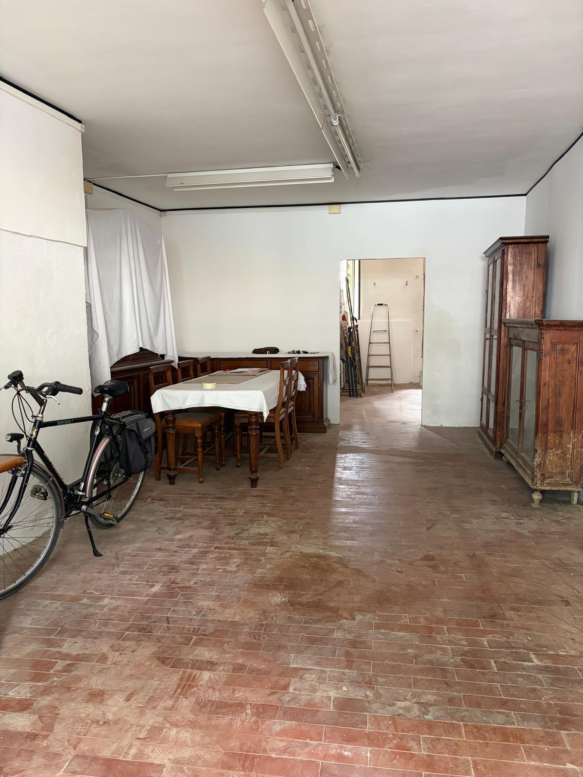 Laboratorio da ristrutturare a Senigallia