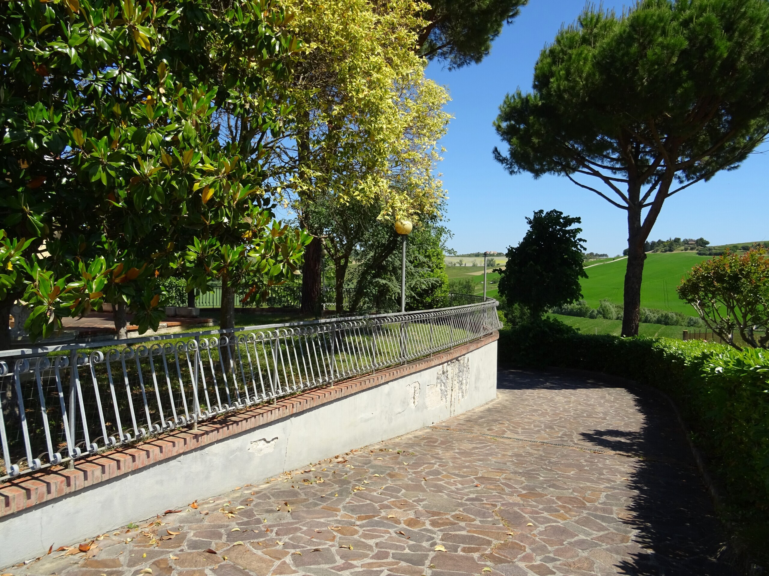 Casa indipendente con giardino a Monte San Vito