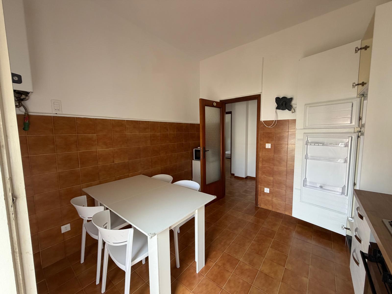Trilocale con box, Montemarciano marina di