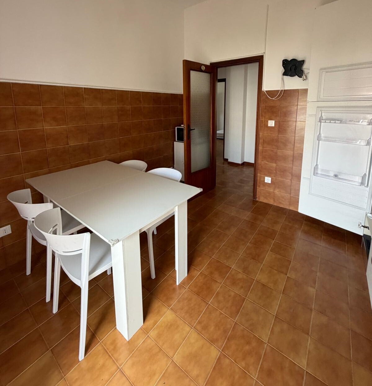 Trilocale con box, Montemarciano marina di