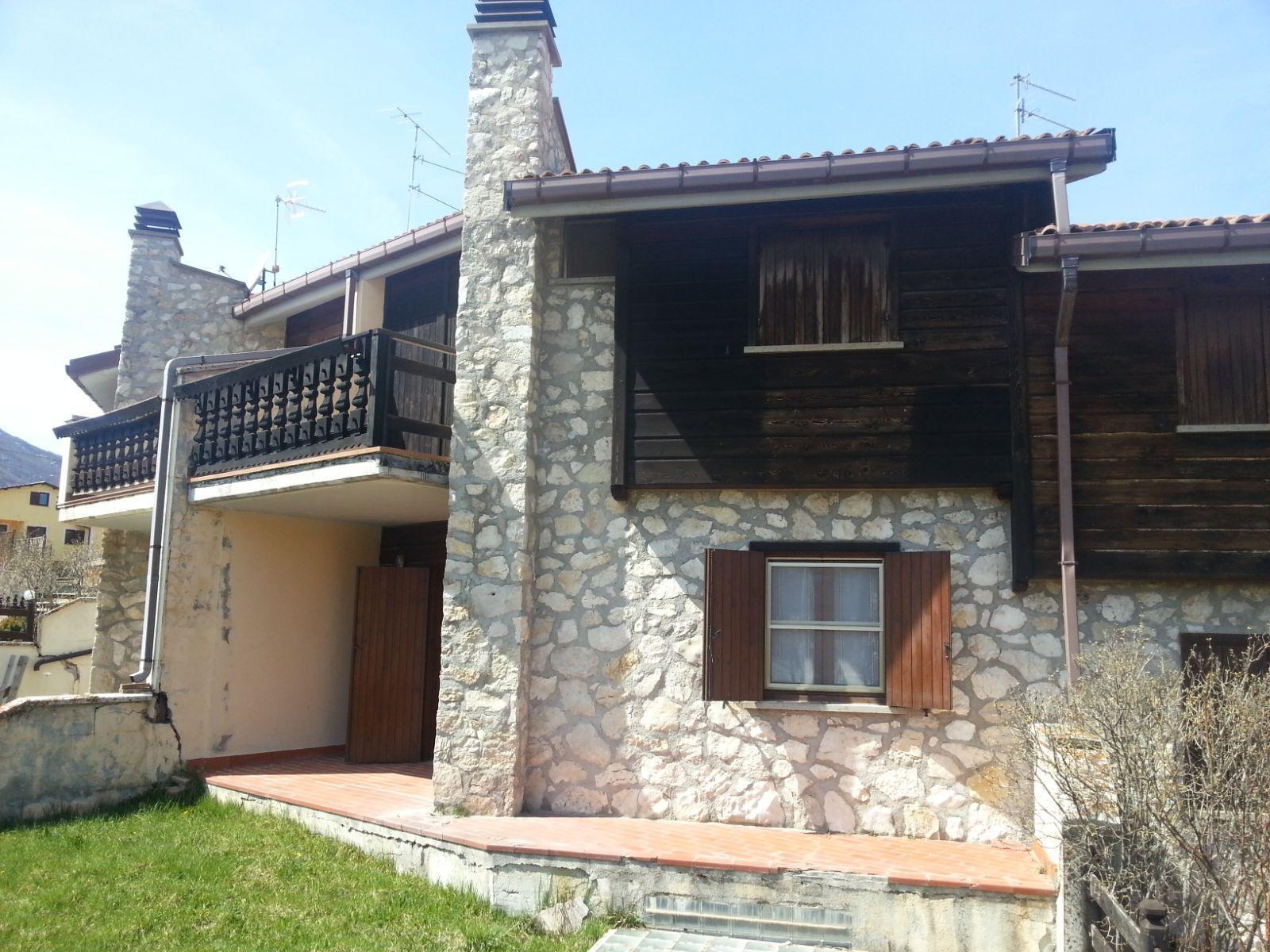 Rustico in vendita a Rocca di Mezzo