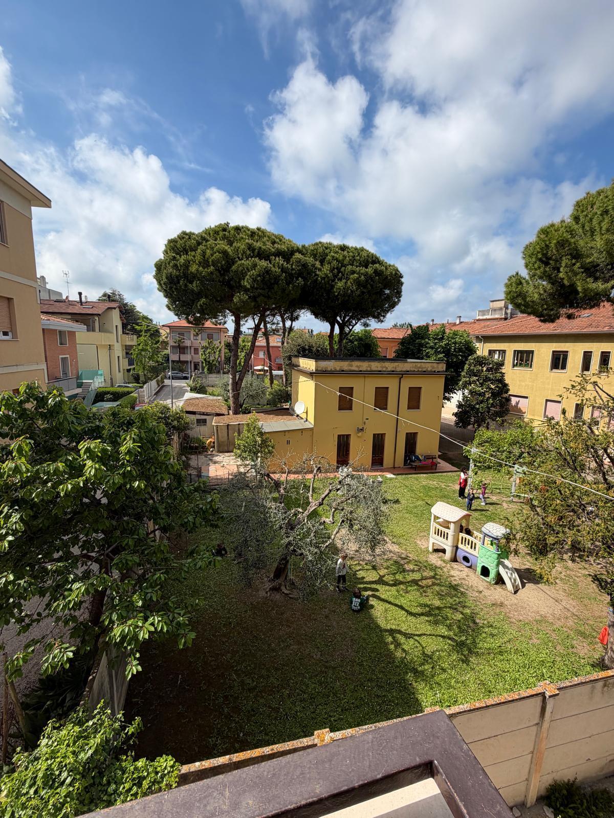 Quadrilocale con box, Senigallia centro