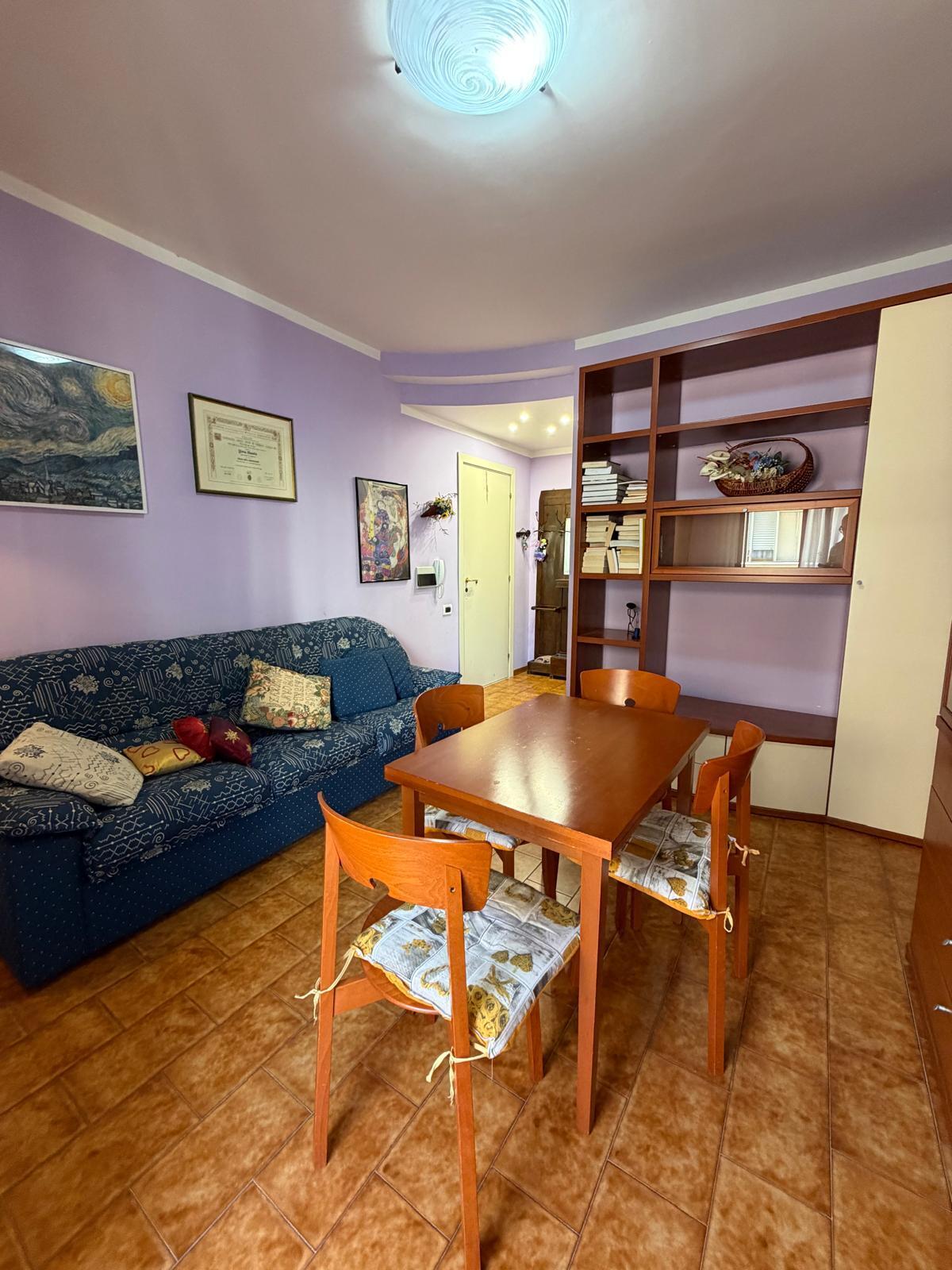 Trilocale con terrazzo, Montemarciano marina di