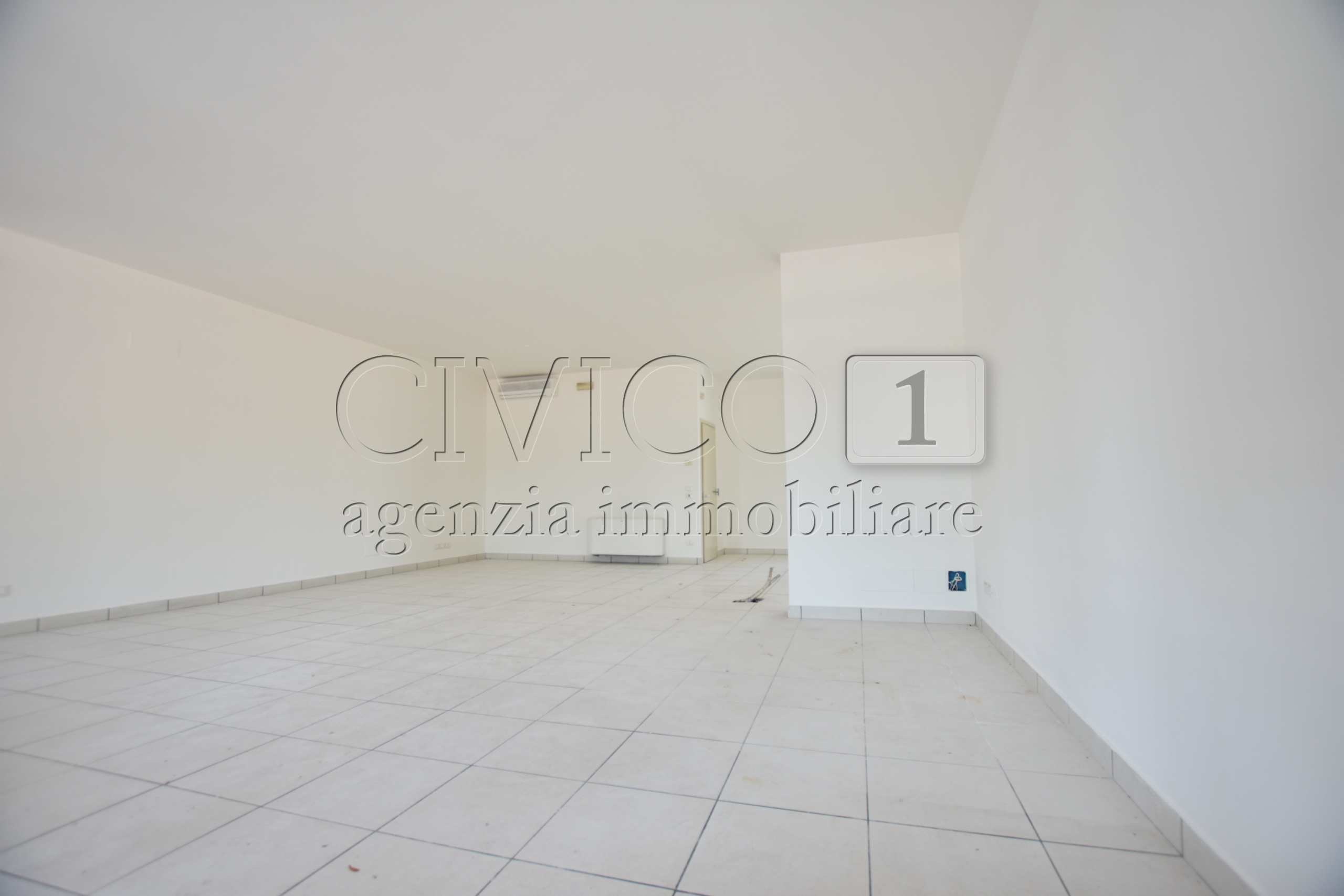 Locale commerciale in affitto in via san martino, Vigodarzere