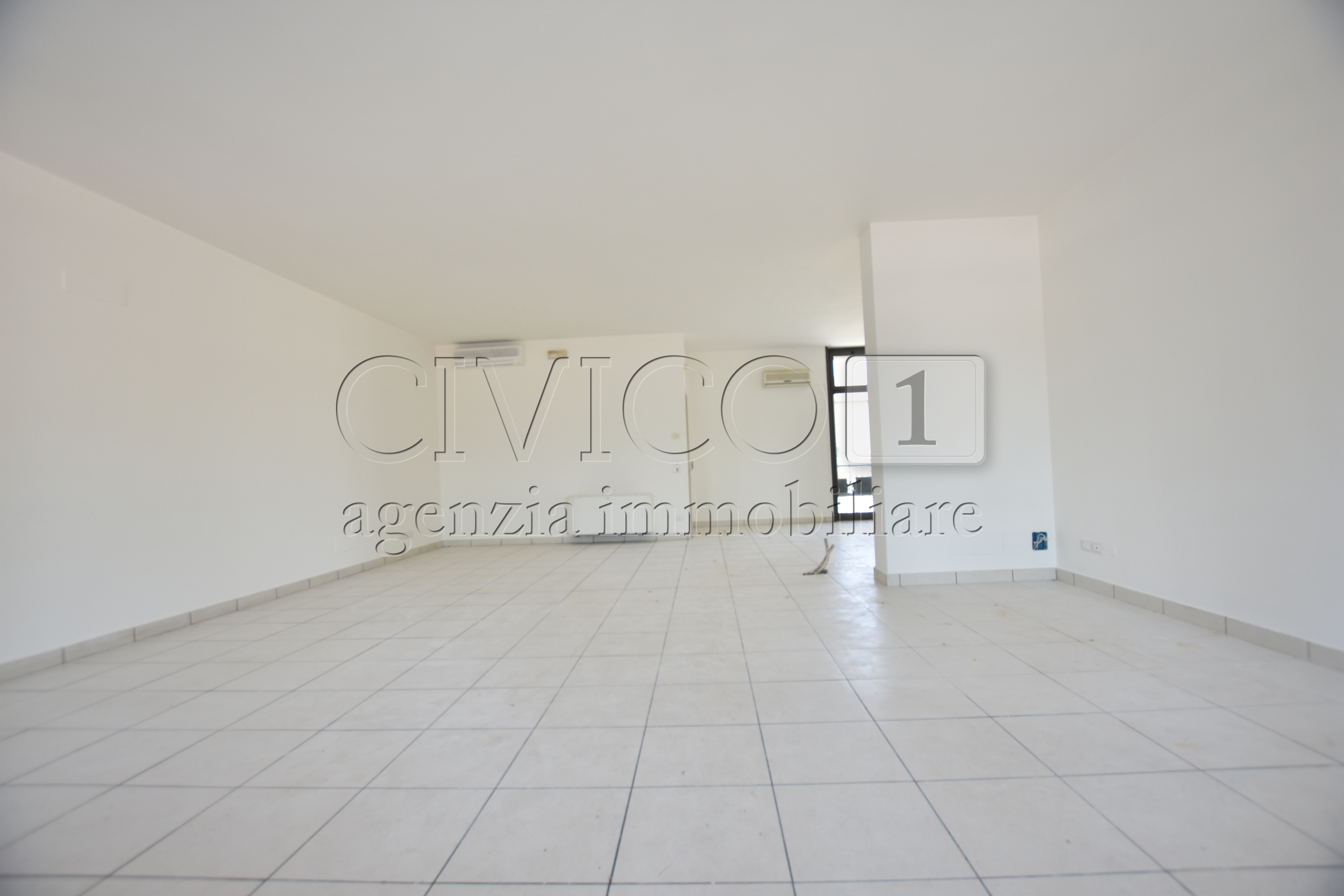 Locale commerciale in affitto in via san martino, Vigodarzere