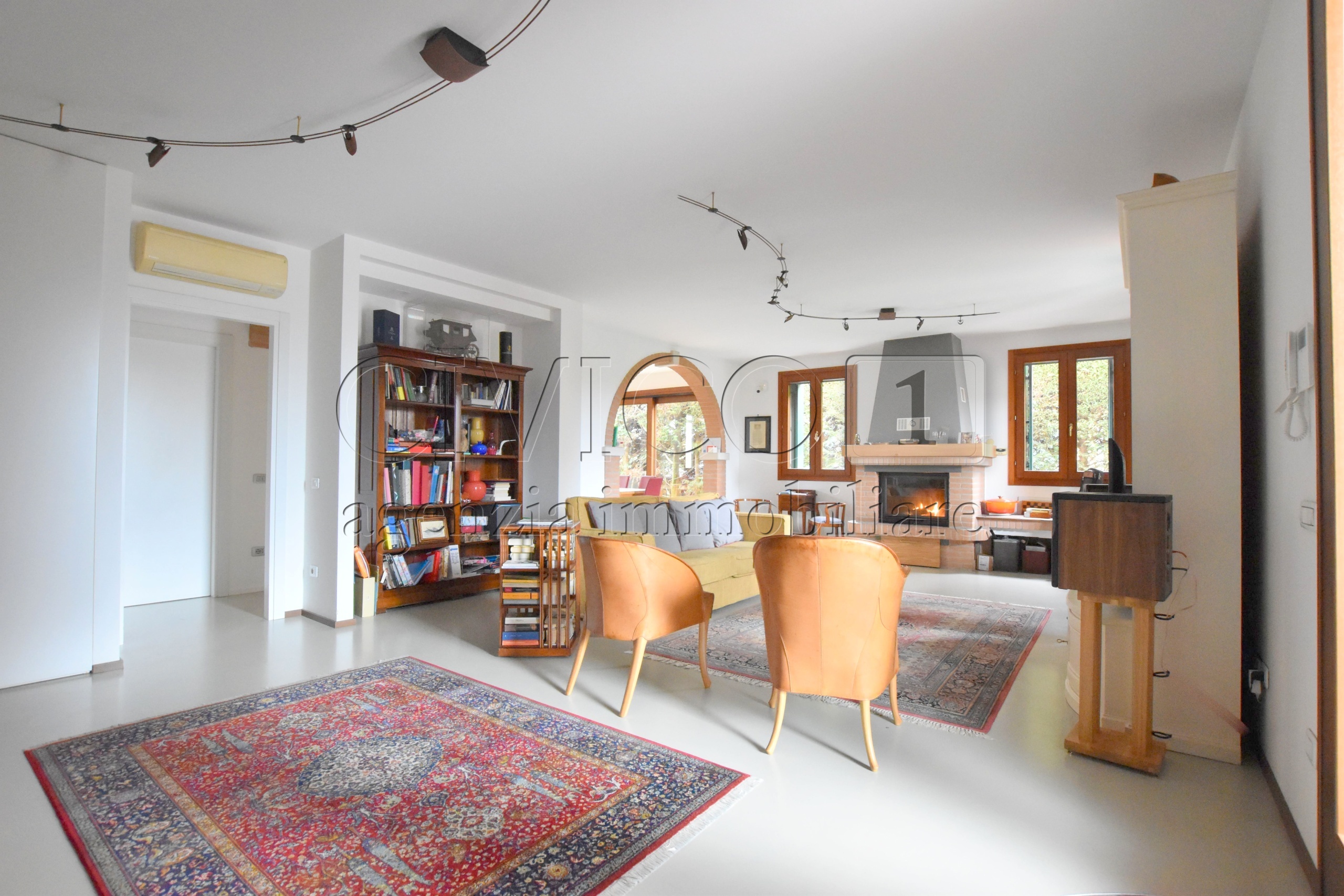 Casa indipendente con giardino in via vangadizza, Rubano