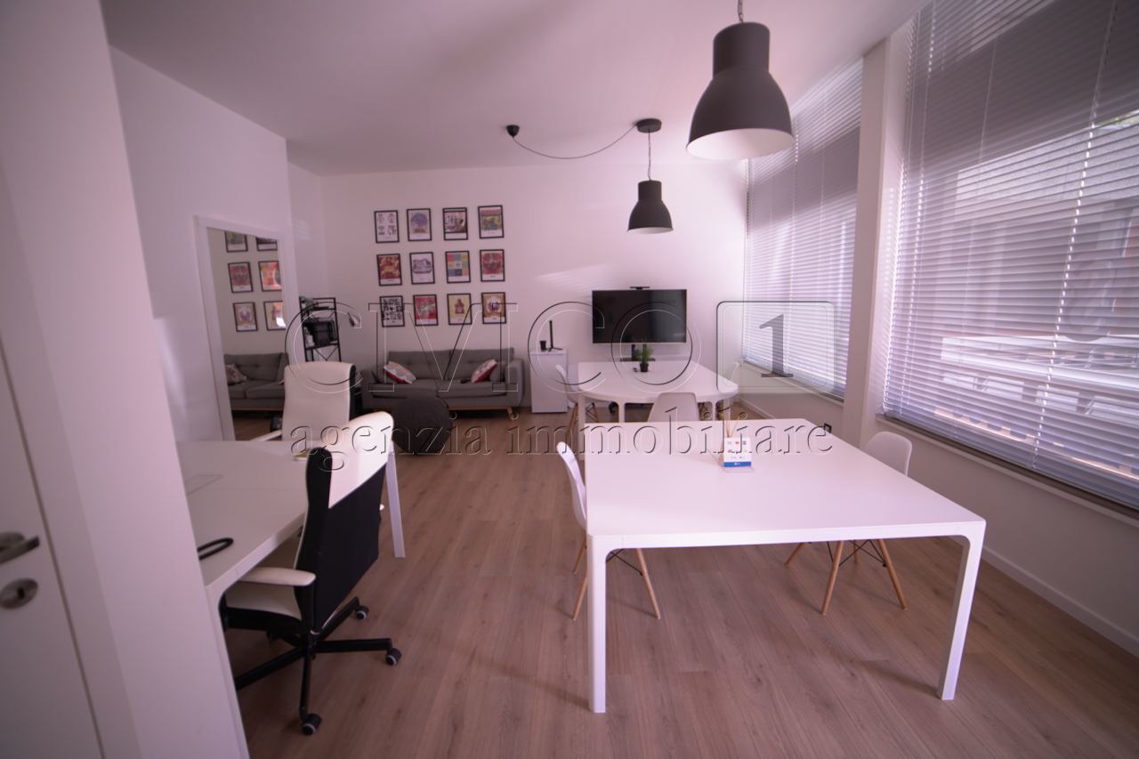 Locale commerciale in affitto in galleria venezia, Vigodarzere