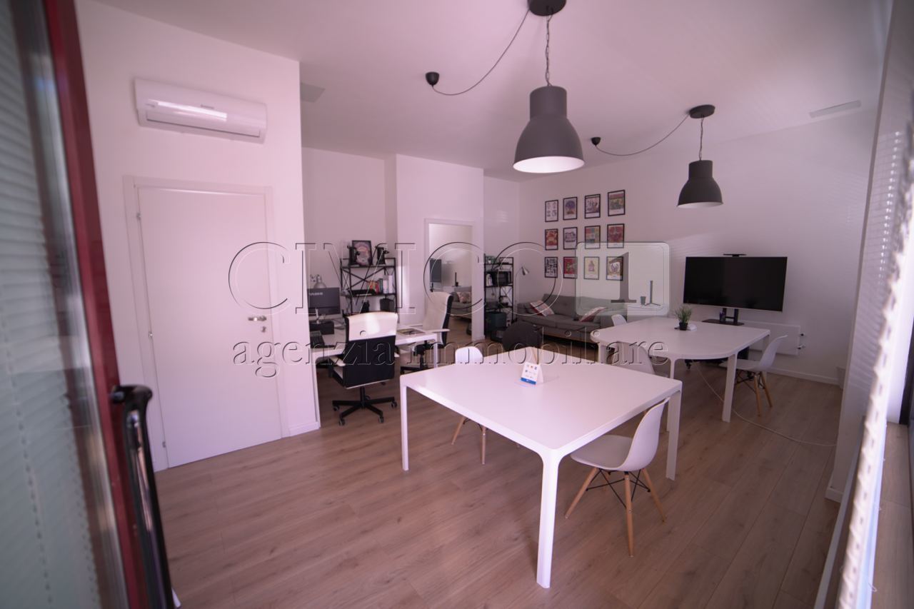 Locale commerciale in affitto in galleria venezia, Vigodarzere