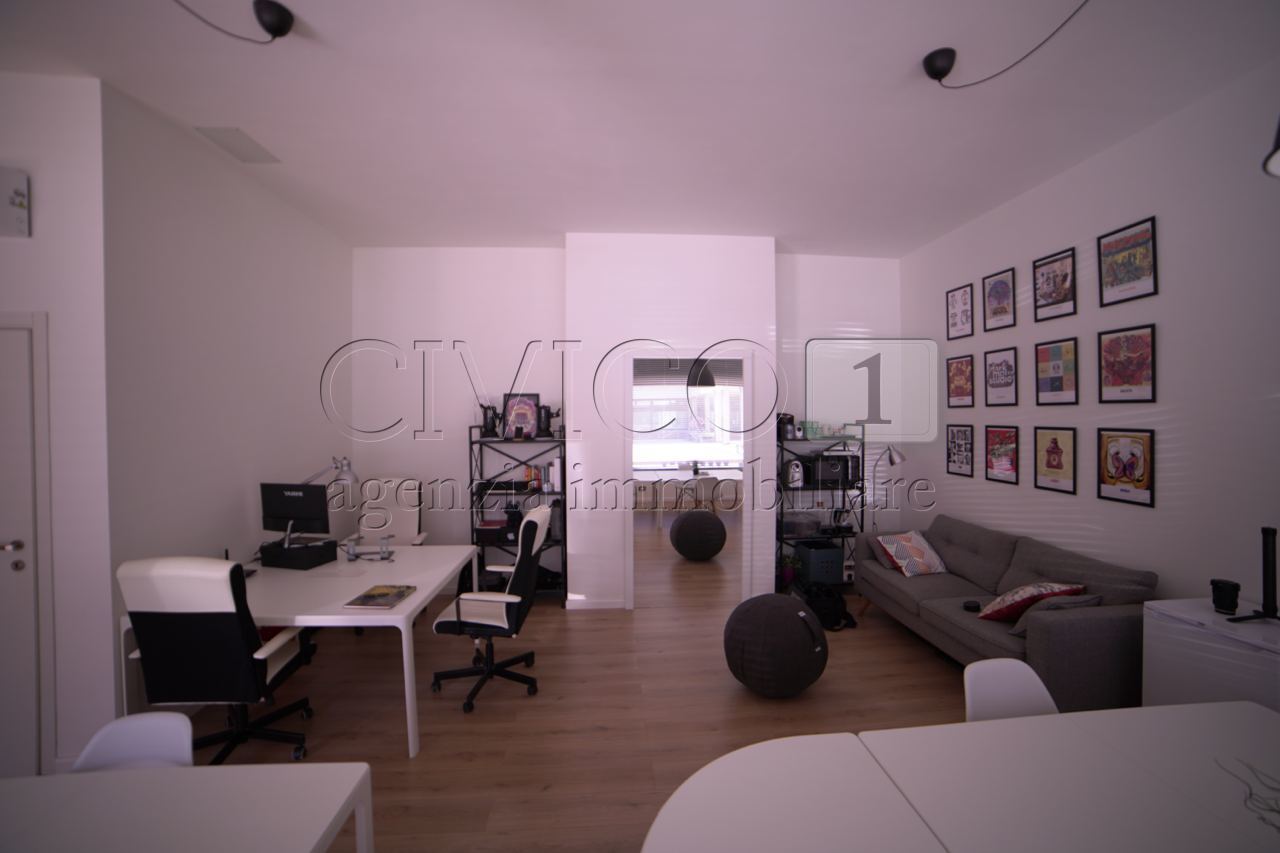 Locale commerciale in affitto in galleria venezia, Vigodarzere