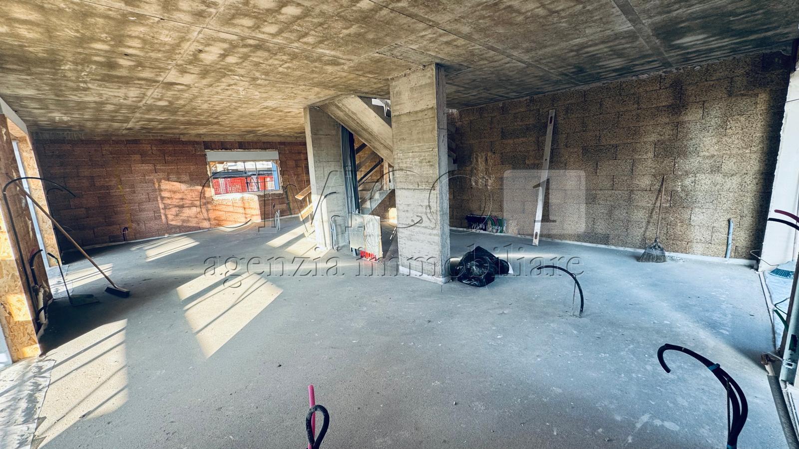 Villa con giardino in via alessandro volta, Curtarolo