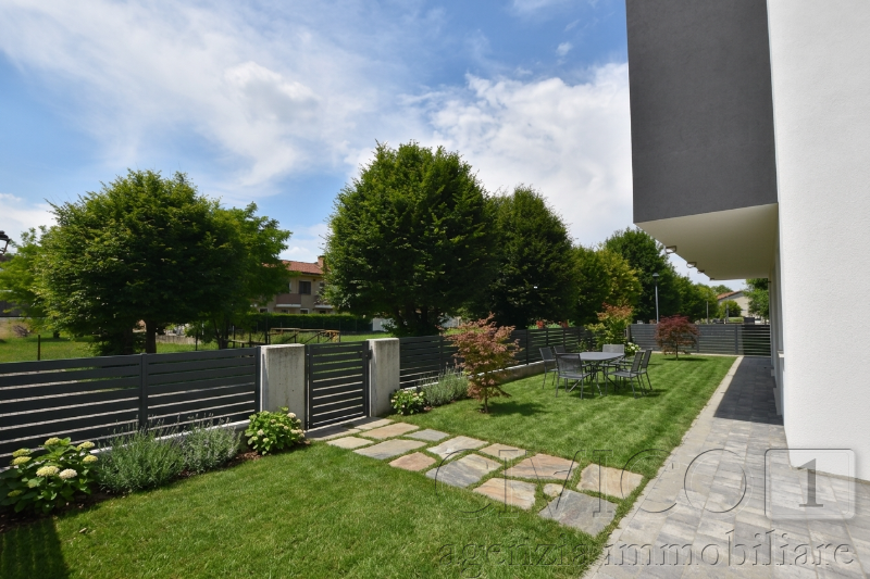 Casa indipendente con giardino in via de' menabuoi, Curtarolo