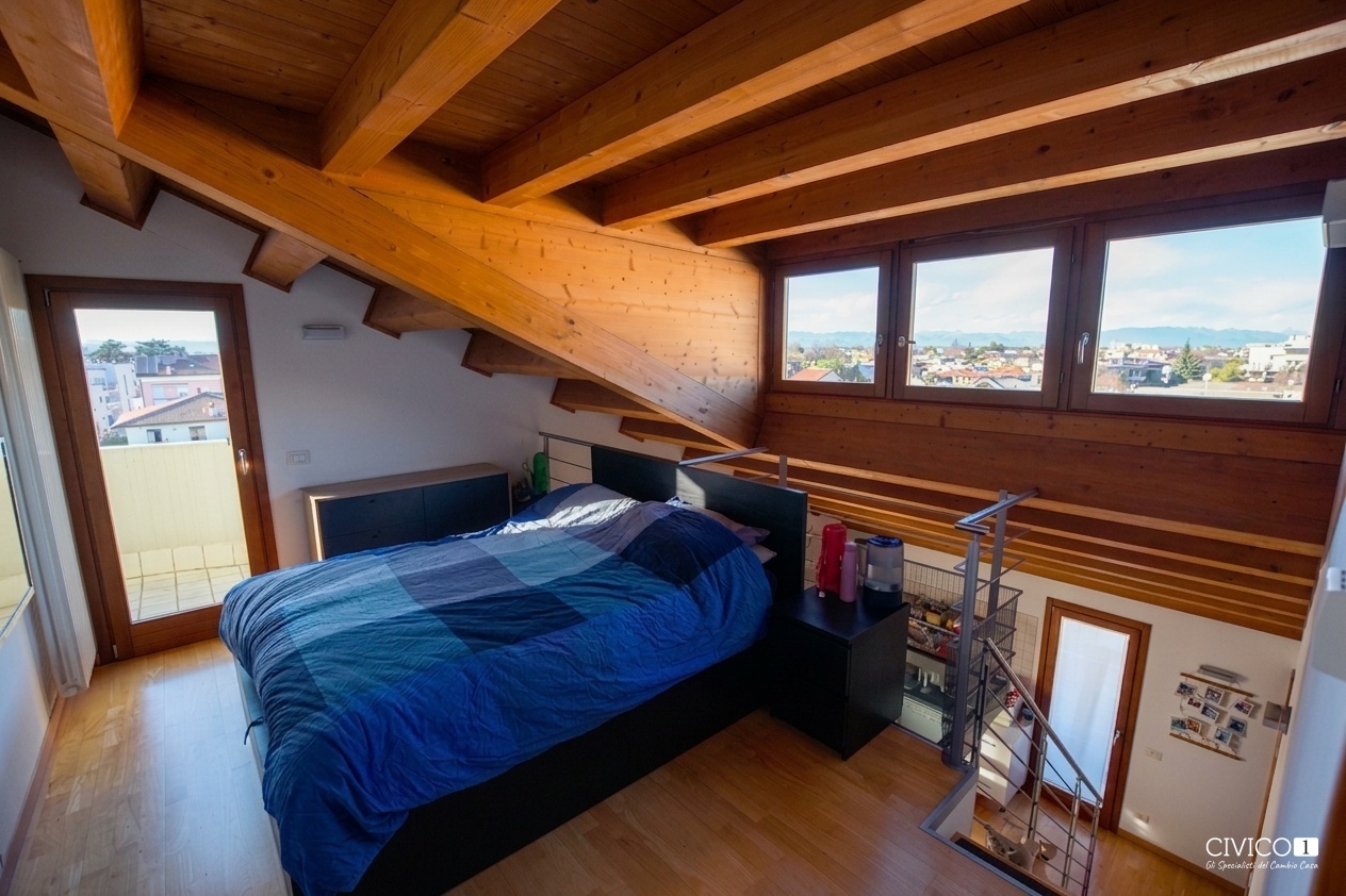 Loft con terrazzo in via sicilia, Rubano