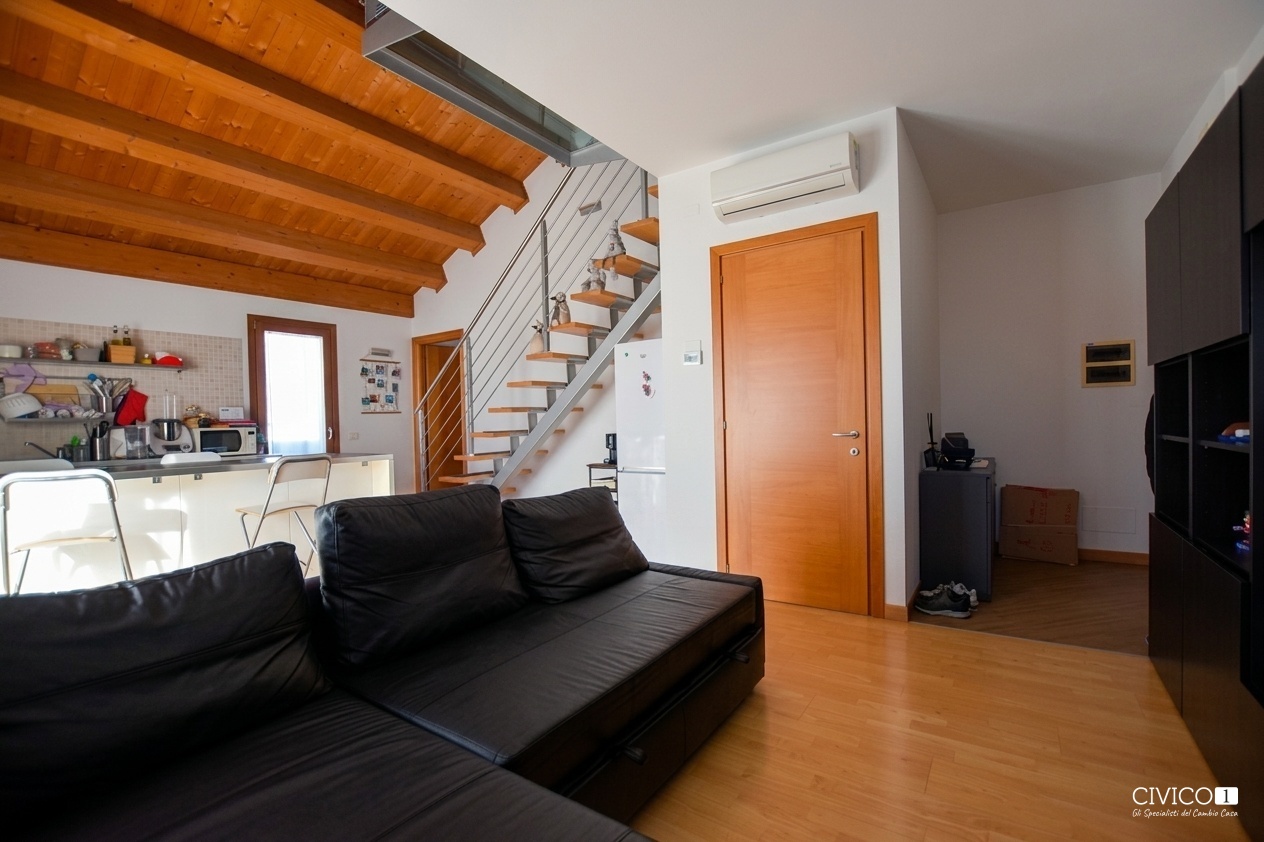 Loft con terrazzo in via sicilia, Rubano