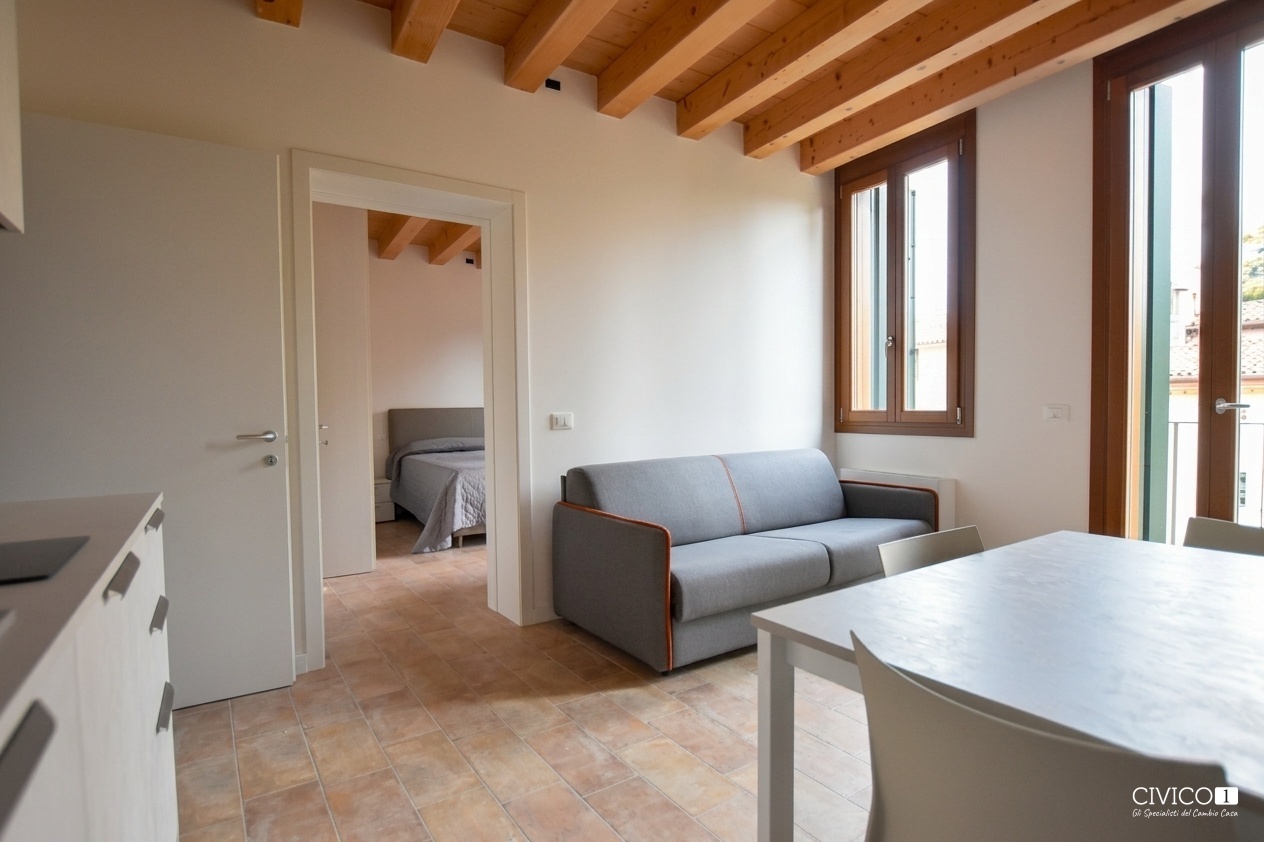 Quadrilocale con terrazzo in via savonarola, Padova