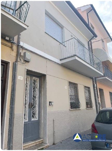 Casa indipendente in vendita a Viareggio