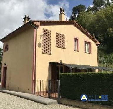 negozio in vendita a Montopoli in Val d'Arno