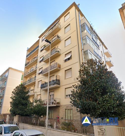Quadrilocale in vendita a Livorno