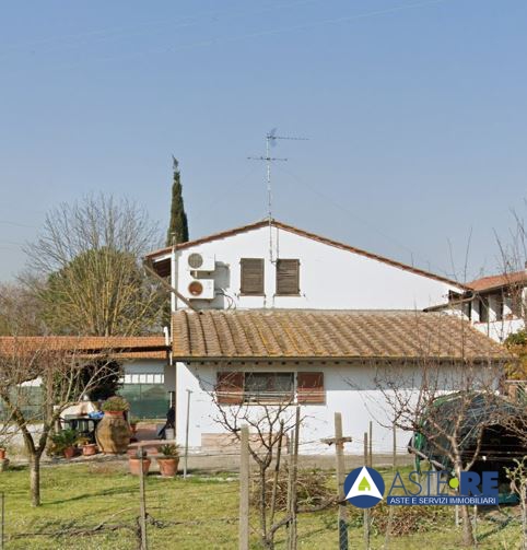Rustico in vendita a Cascina