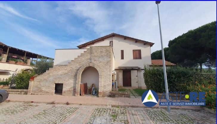 Stabile/Palazzo in vendita a Follonica