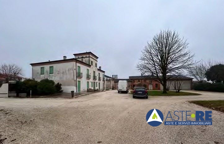 Attivit commerciale in vendita a Pressana