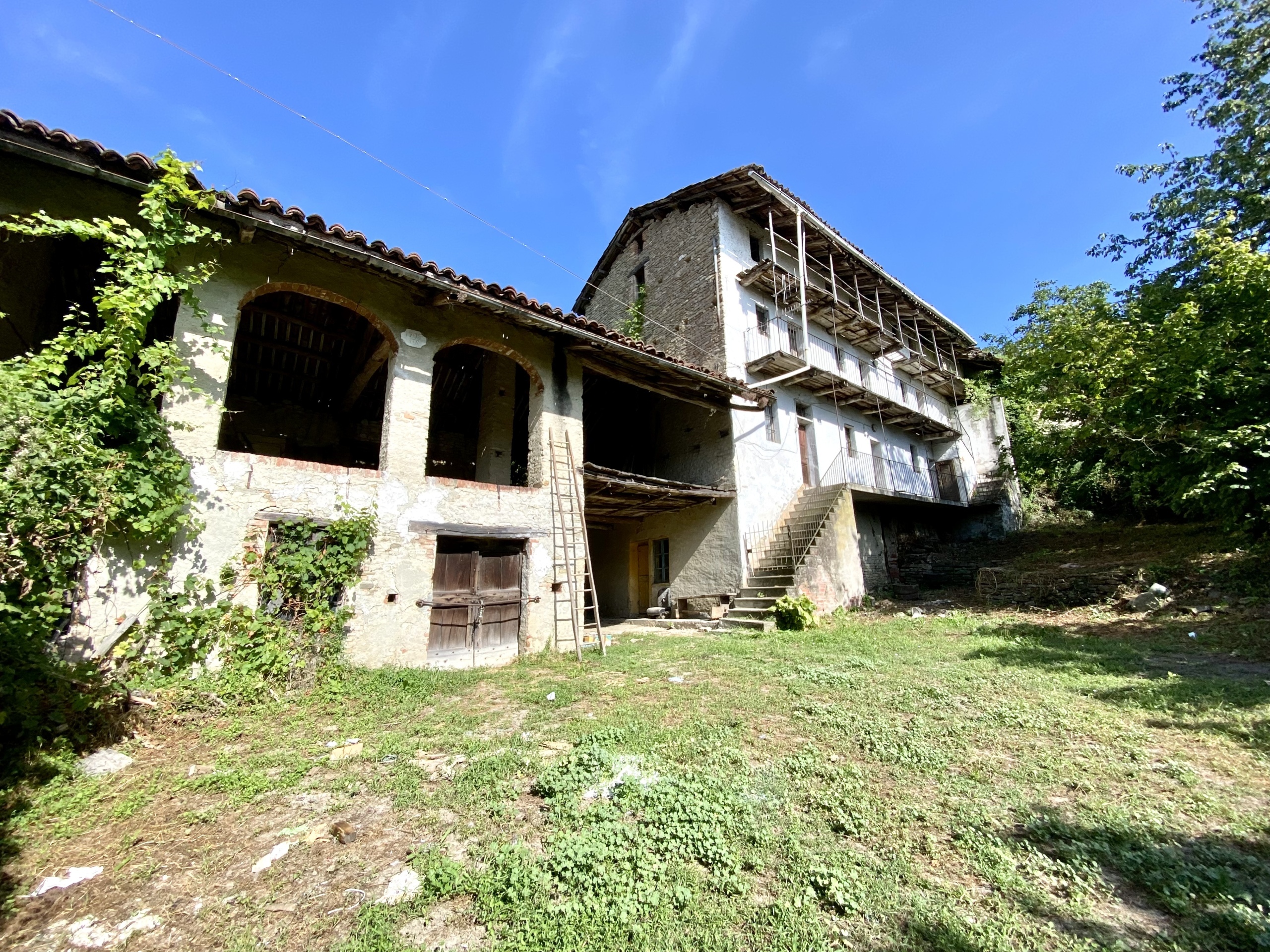 Rustico con giardino in via boglio 5, Somano