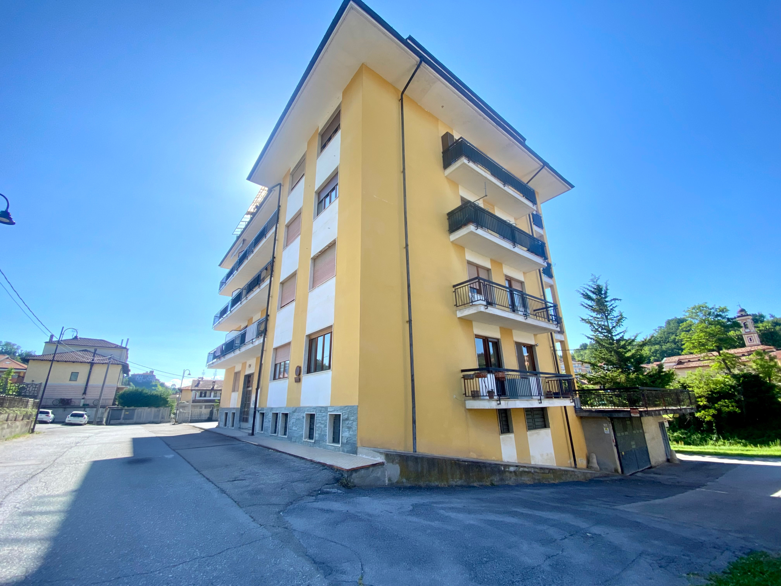 Appartamento in vendita in via generale filippo martinengo 71, Dogliani