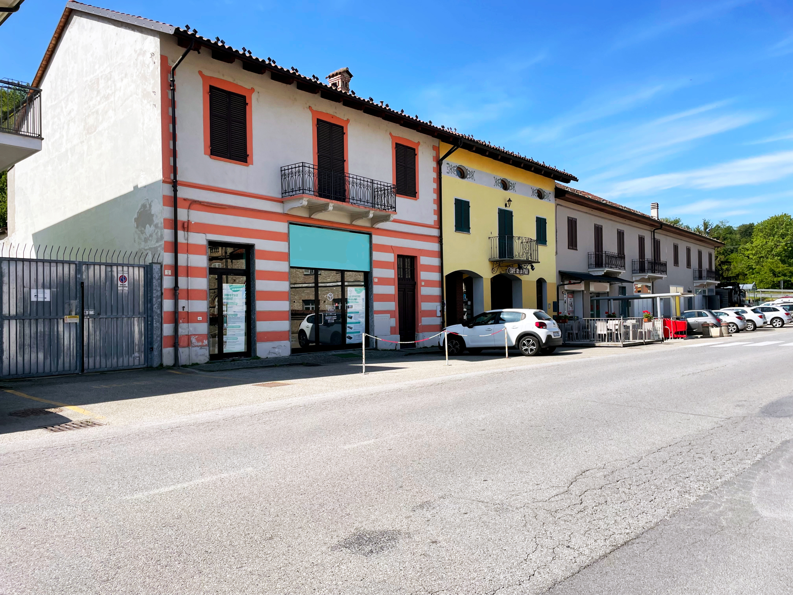 Laboratorio ristrutturato in via savona 15, Dogliani