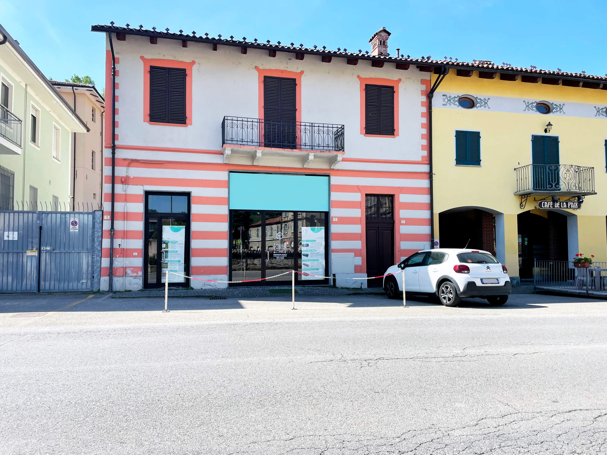 Laboratorio ristrutturato in via savona 15, Dogliani