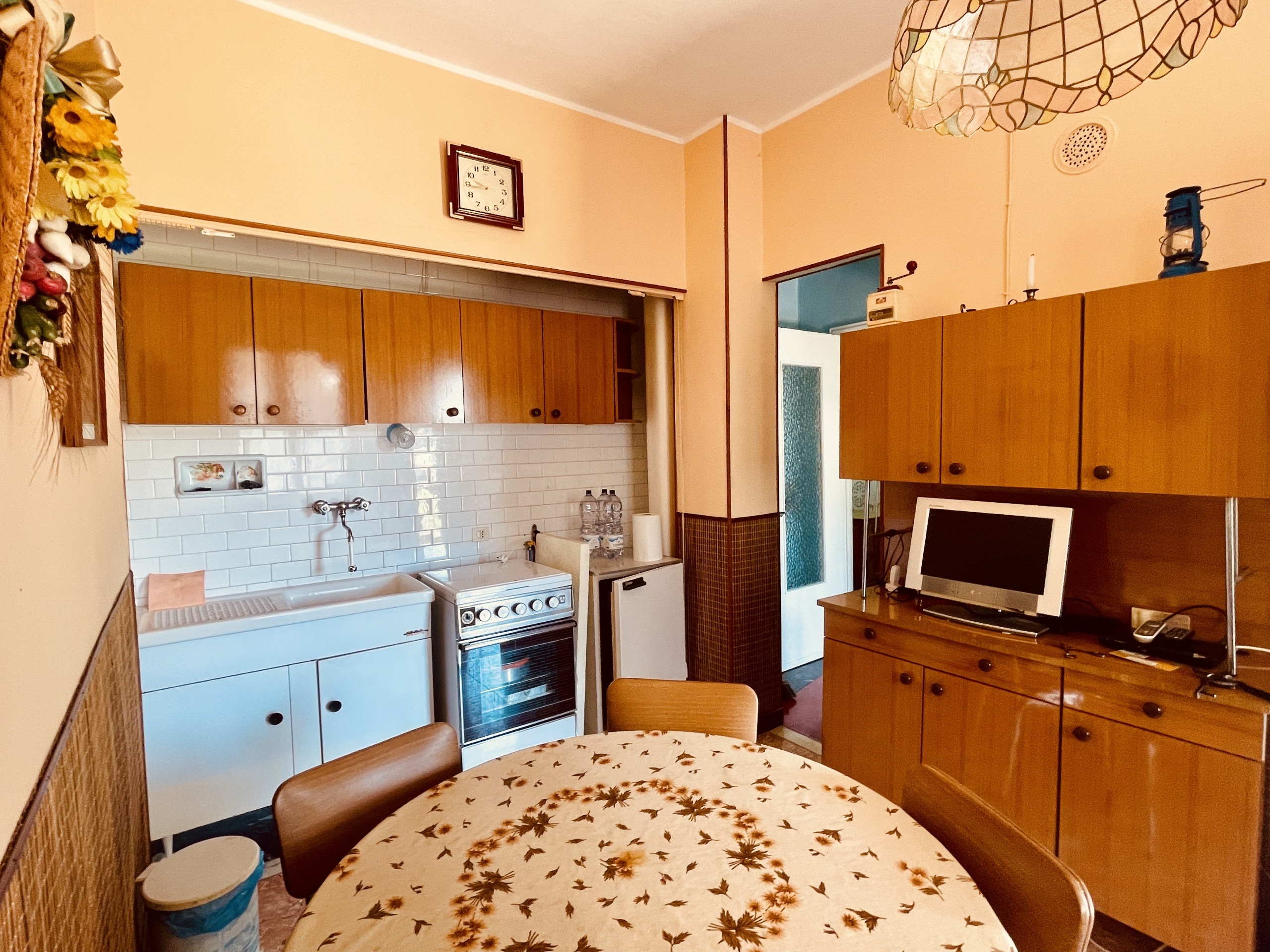 Casa indipendente con giardino in sp32 3, Serravalle Langhe