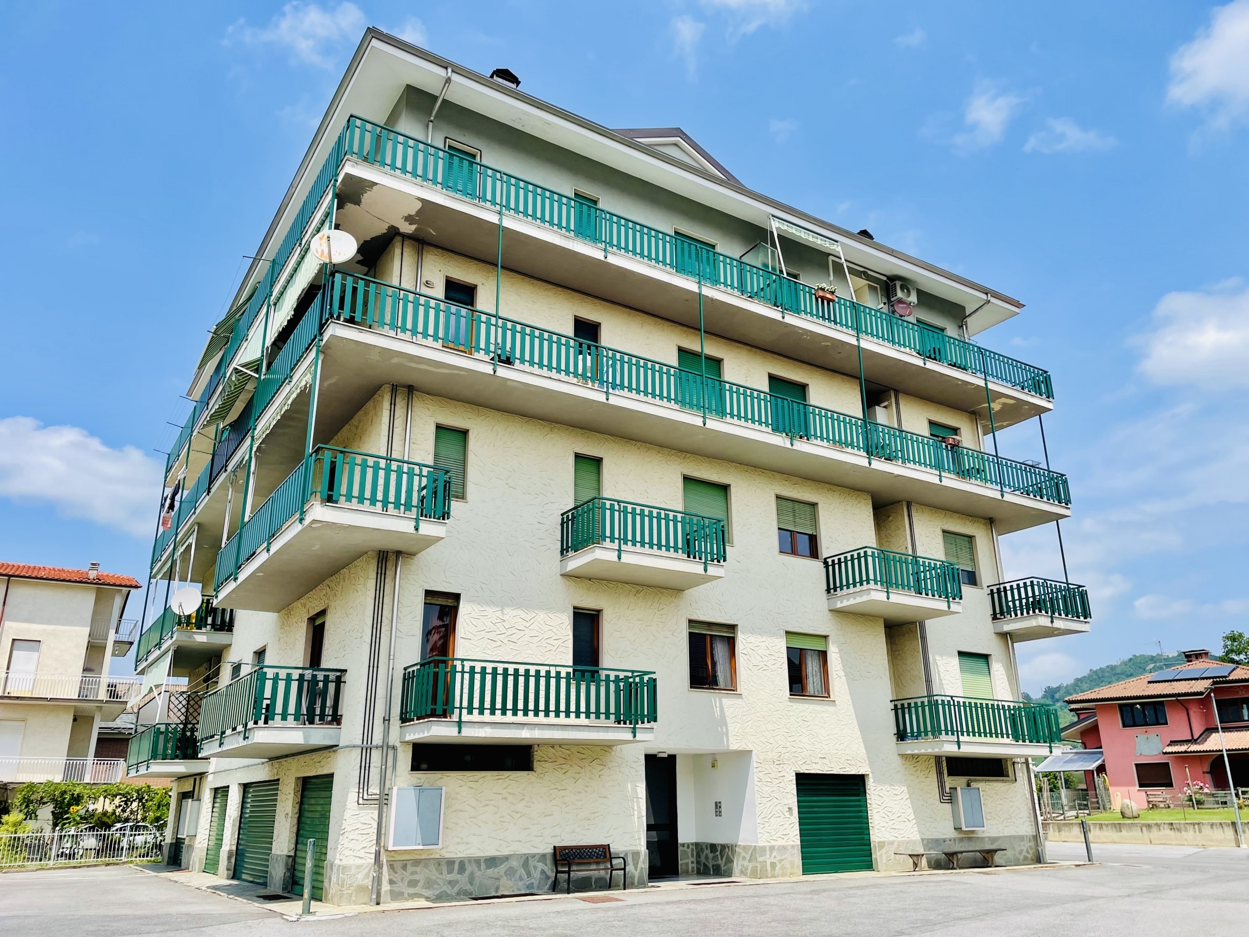 Appartamento con box doppio in via comino 3, Ceva