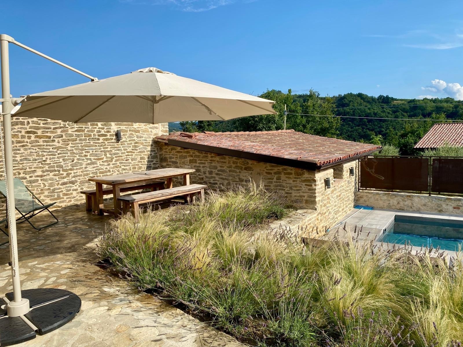 Rustico con giardino in borgata martelli 9, Somano