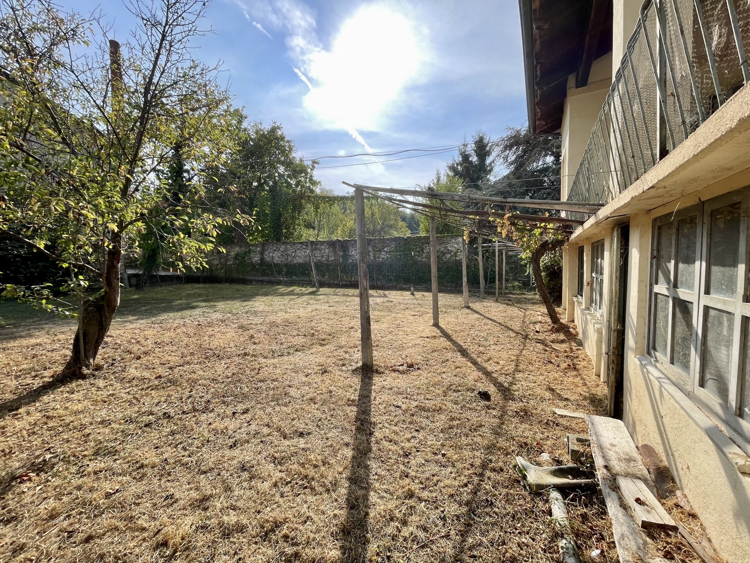 Casa indipendente con giardino in via generale filippo martinengo 52, Dogliani