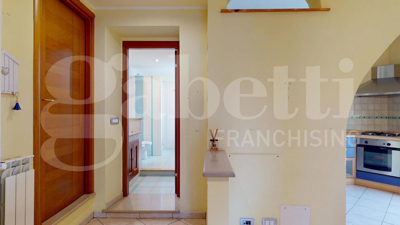 Bilocale arredato in affitto a Roma