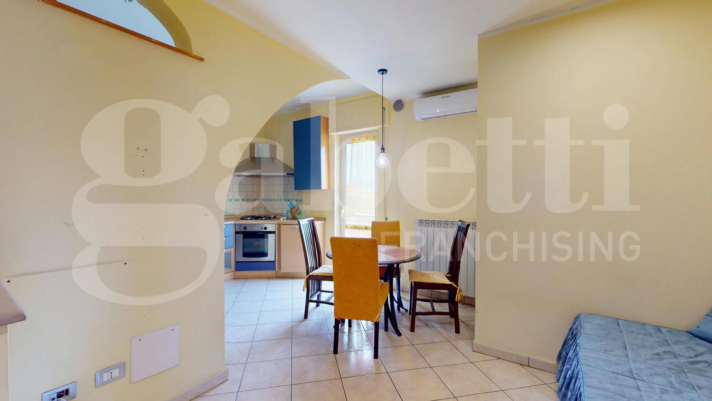 Bilocale arredato in affitto a Roma