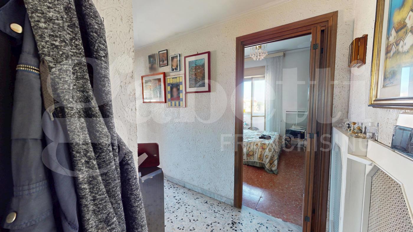 Attico da ristrutturare a Roma