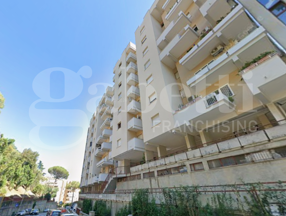 Trilocale da ristrutturare a Roma