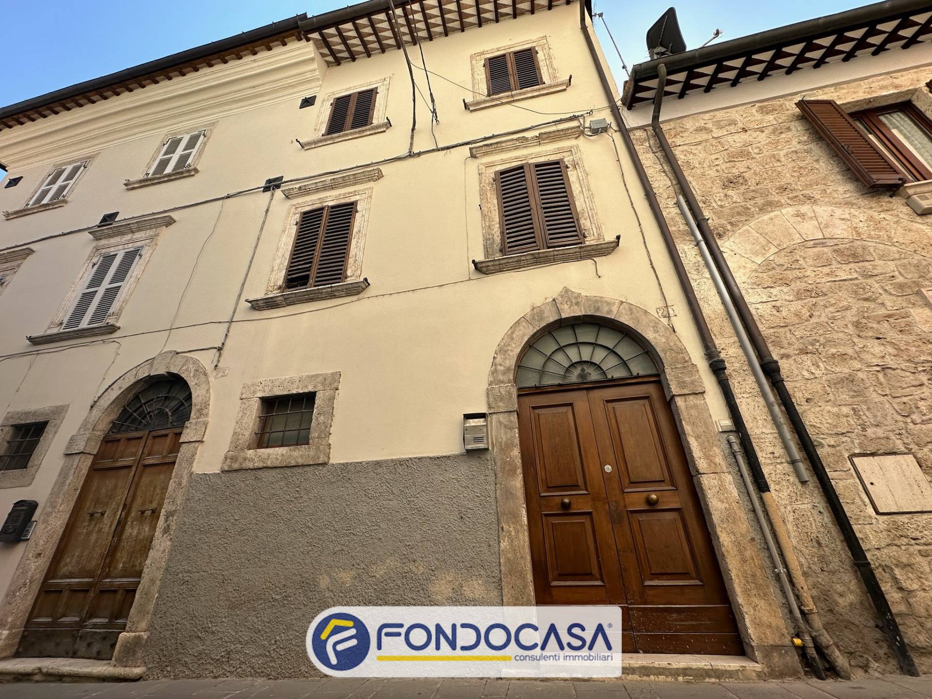 Casa indipendente in vendita, Ascoli Piceno centro storico