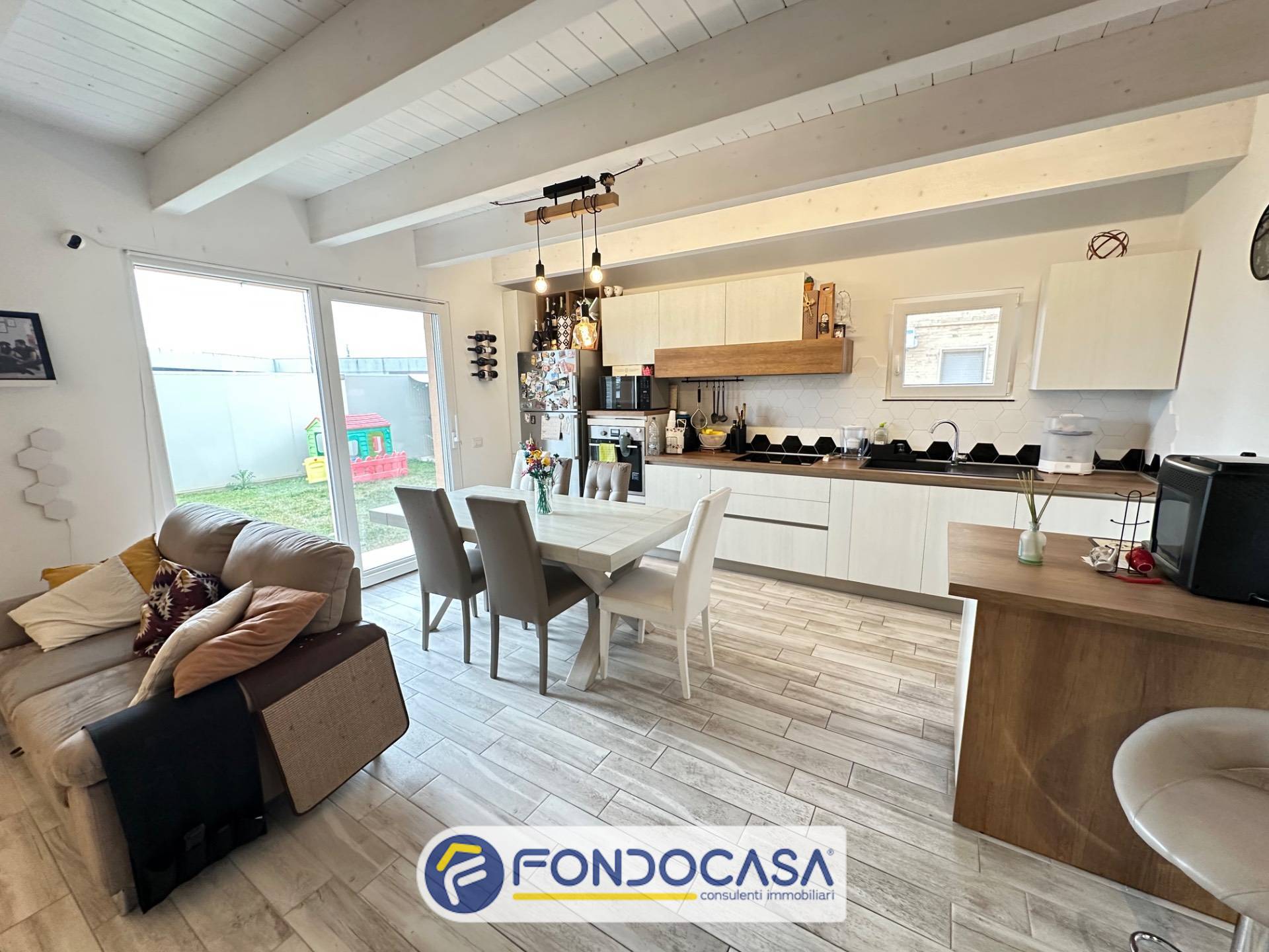 Appartamento in vendita a Ascoli Piceno, Villa Sant'Antonio