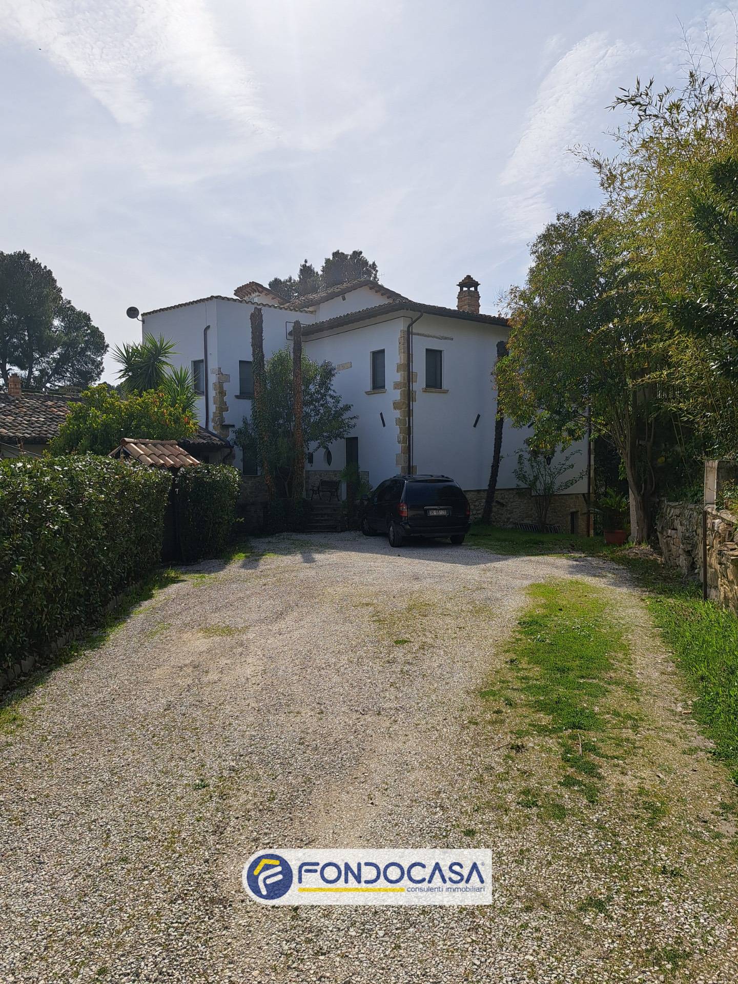 Villa in vendita a Ascoli Piceno, Monticelli Alto