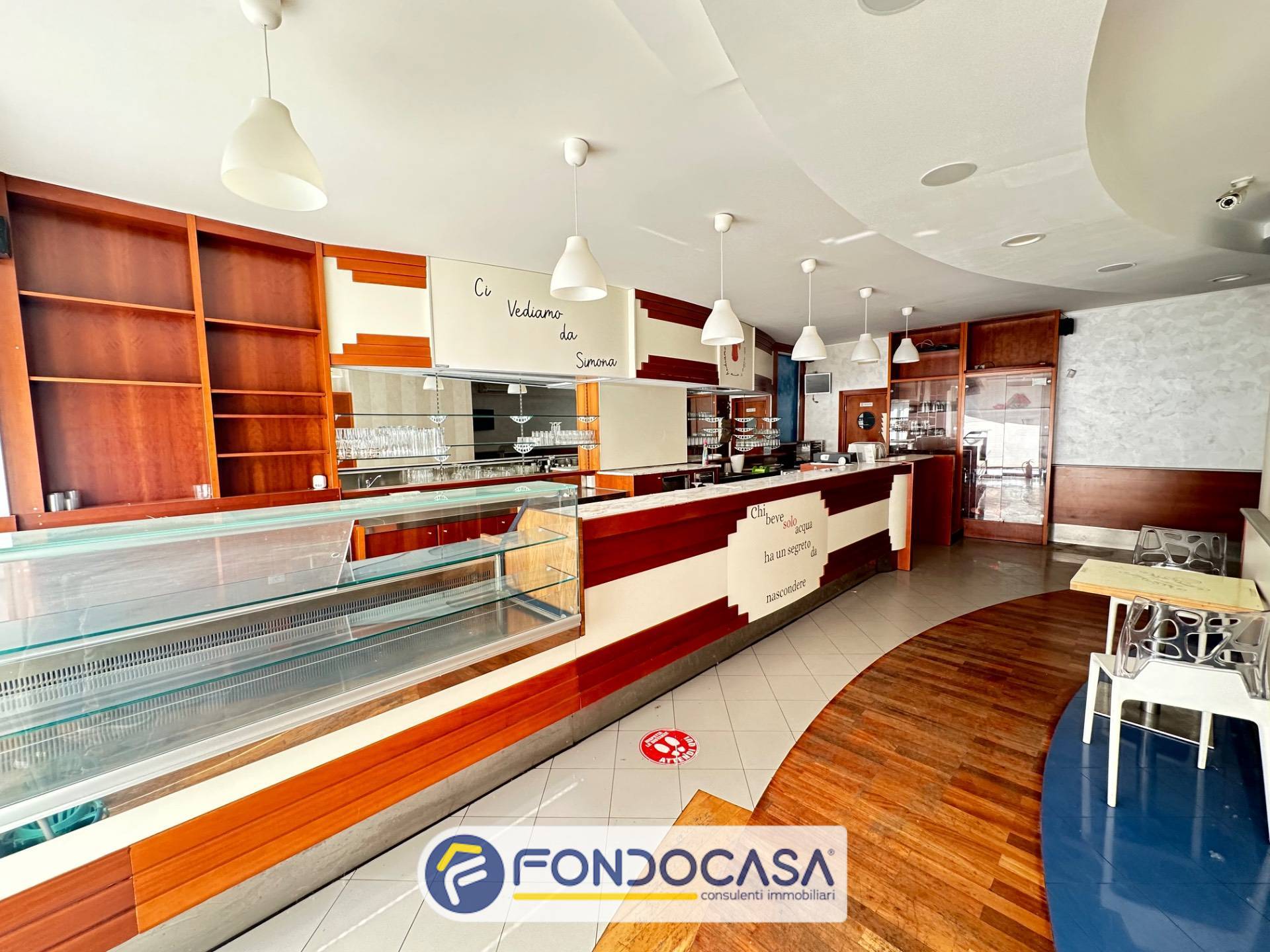 Bar in vendita a Ascoli Piceno, Monticelli