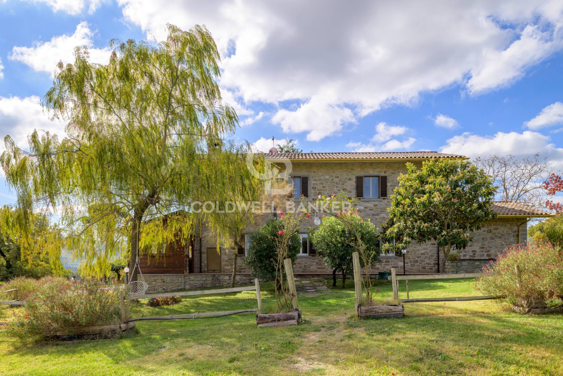 Rustico/Casale/Corte in vendita a Cortona, Pierle